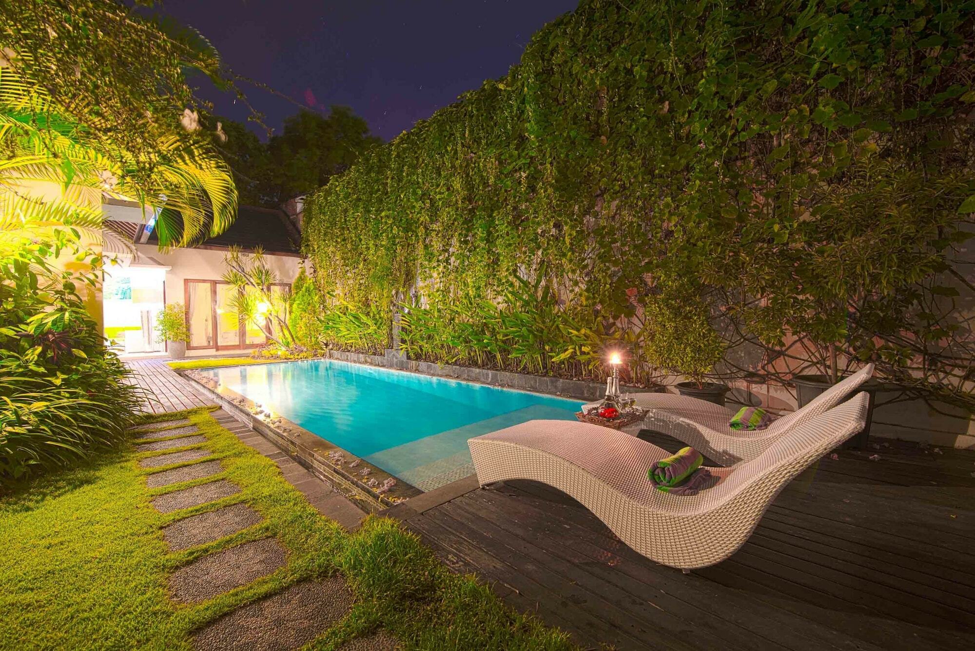 Villa Enjoy - Seminyak Center Exterior foto